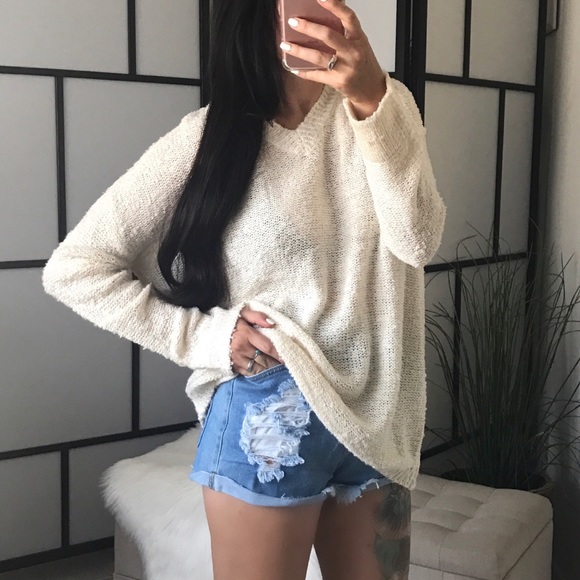 Sweaters - V Neck Cream Sweater